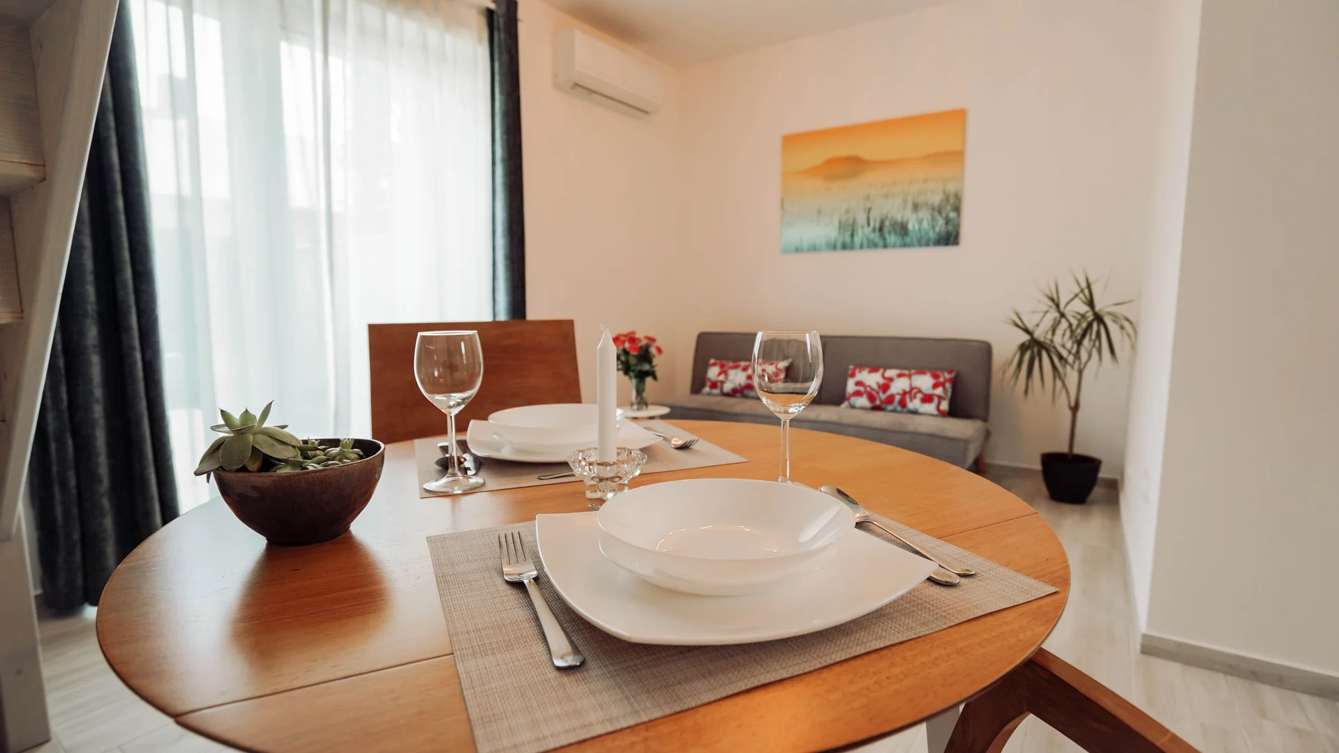 2 fős apartman – étkezőasztal